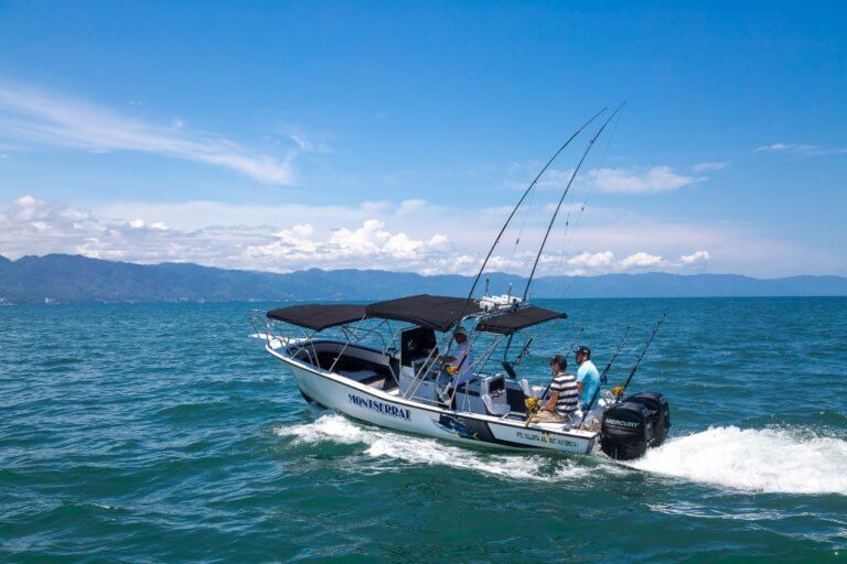 The perfect economical charter for four to go fishing or to make a recreational outing for snorkeling and sightseeing.