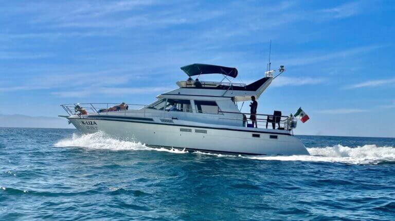 Economic yacht, perfect for groups of less than 18 people.