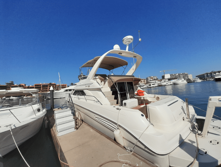Yate de lujo en Puerto Vallarta - Sea Ray 51