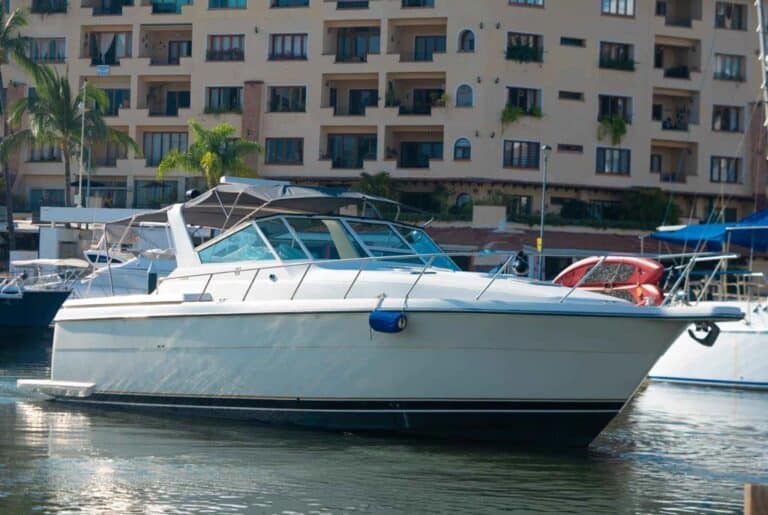 Tiara 44 - Renta de Yates en Puerto Vallarta