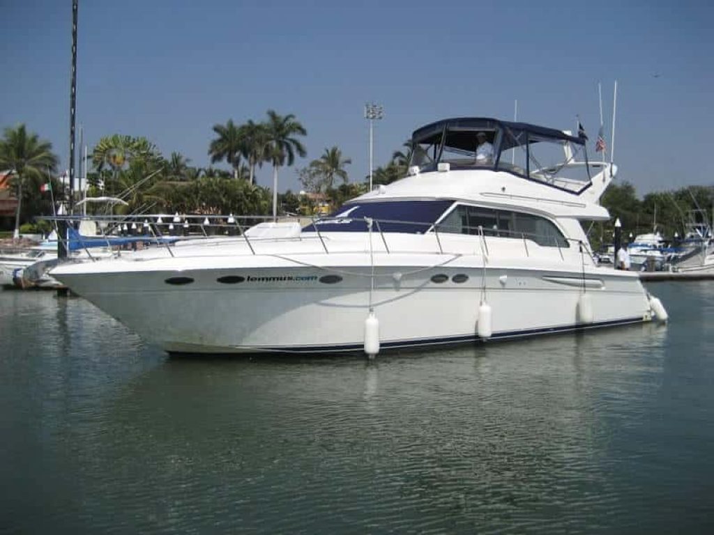 Sea Ray 50 - Punta Mita Yacht Charters