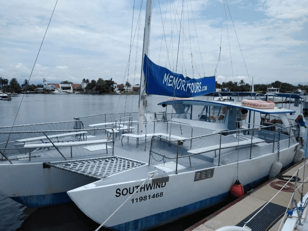 Catamaran 53 - Catamanarans Nuevo Vallarta