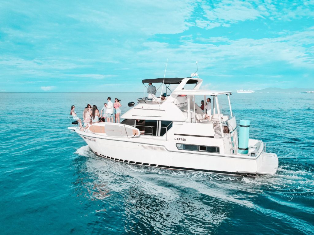 Cheap Yacht Rental Puerto Vallarta Option - Carver 42