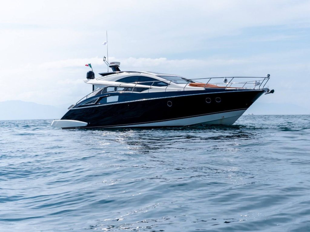 Yate de lujo en Puerto Vallarta - Marquis 50
