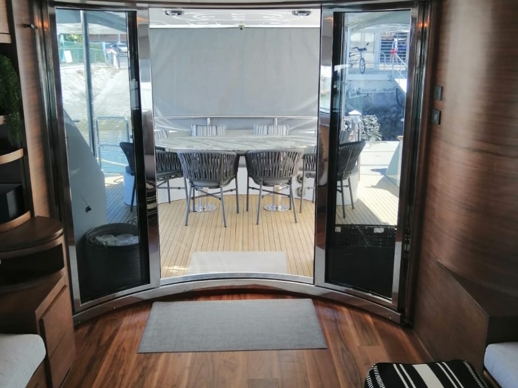 Luxury Yacht Puerto Vallarta - Azimut 85 (2017)