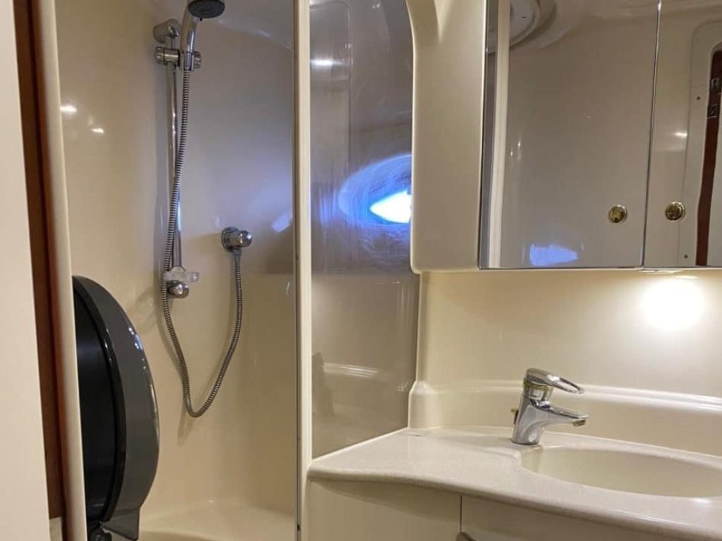 Sea Ray 55 Sundancer - Puerto Vallarta Yacht Charter