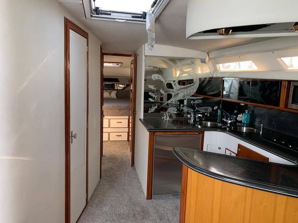 Cheap yacht in Puerto Vallarta - Sea Ray 46