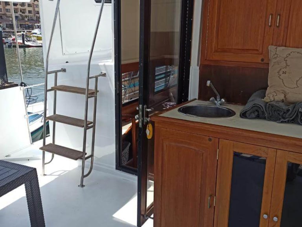 Custom 50 - Puerto Vallarta Yacht Rental