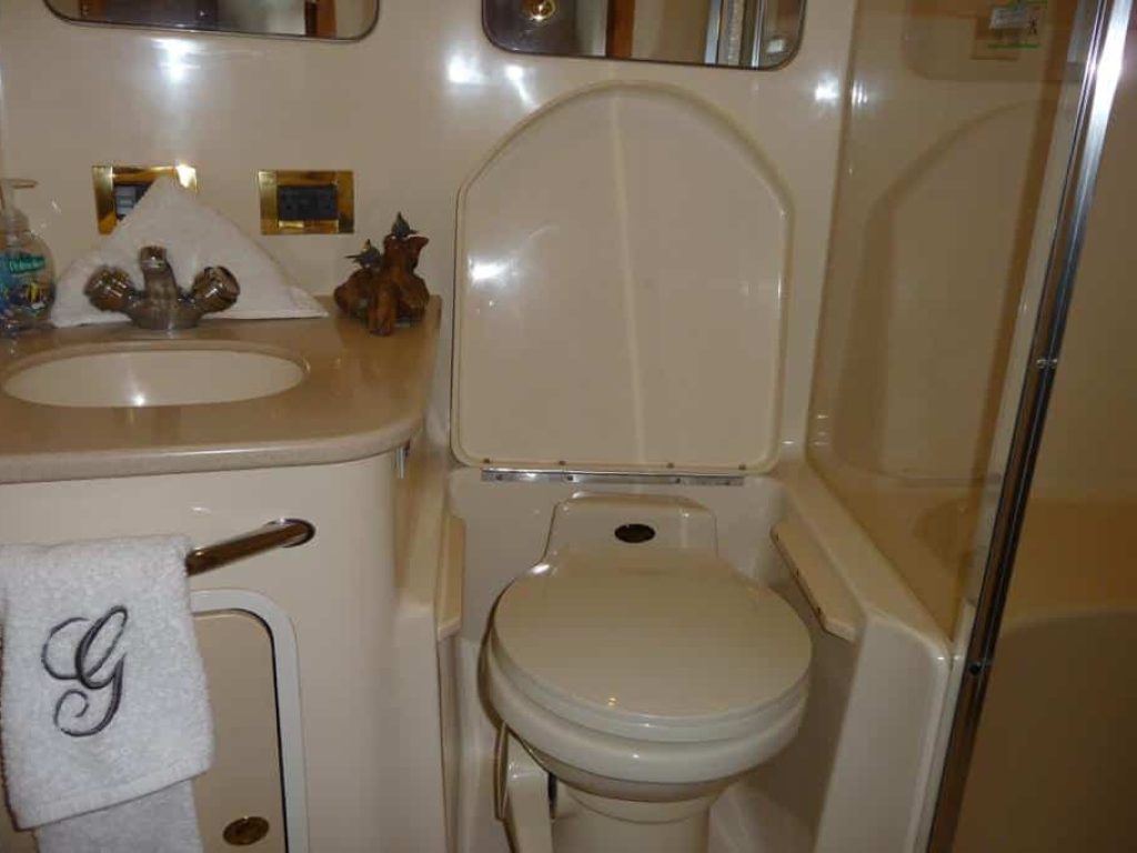 Sea Ray 50 - Punta Mita Yacht Charters