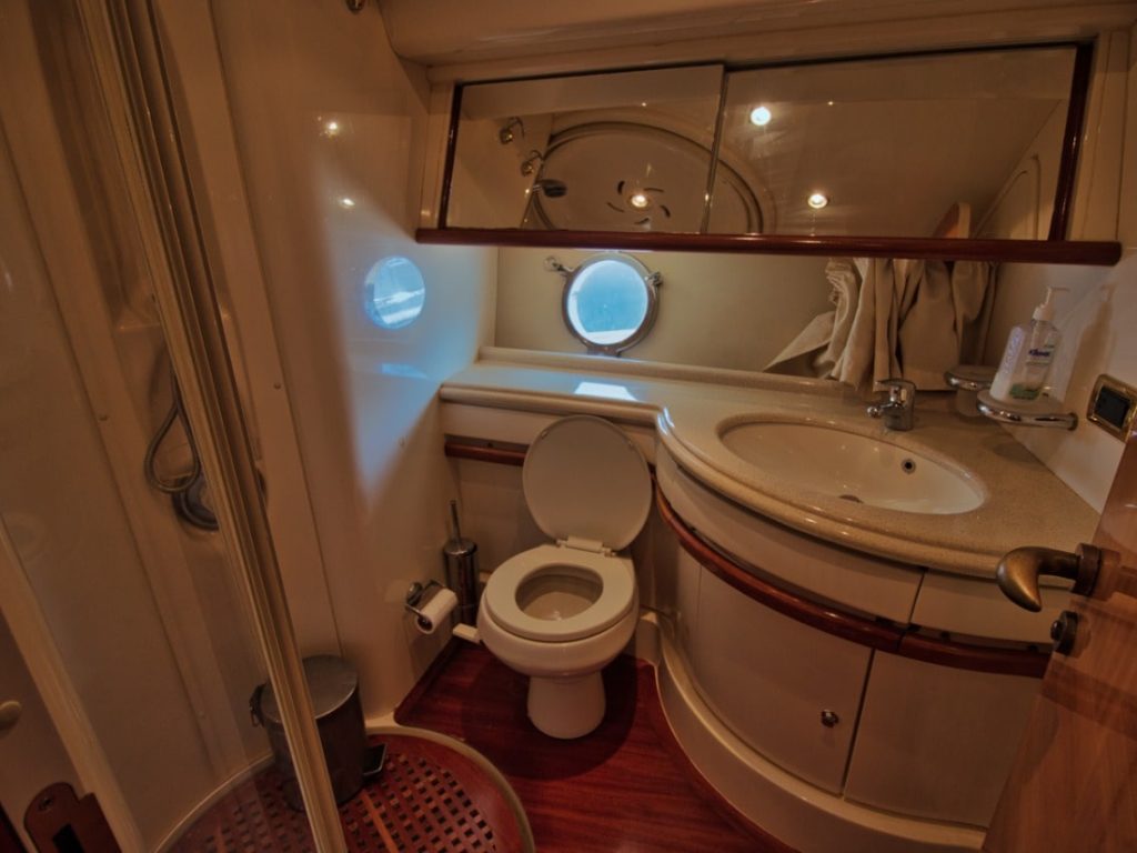 Yate de lujo en Puerto Vallarta - Azimut 58 Fly