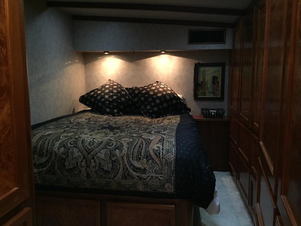 Hatteras 60 - Overnight Fishing Charter