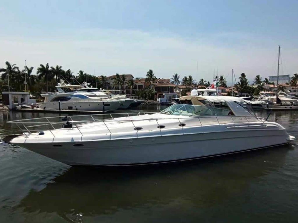 Sea Ray 60 - Yacht Charter Puerto Vallarta