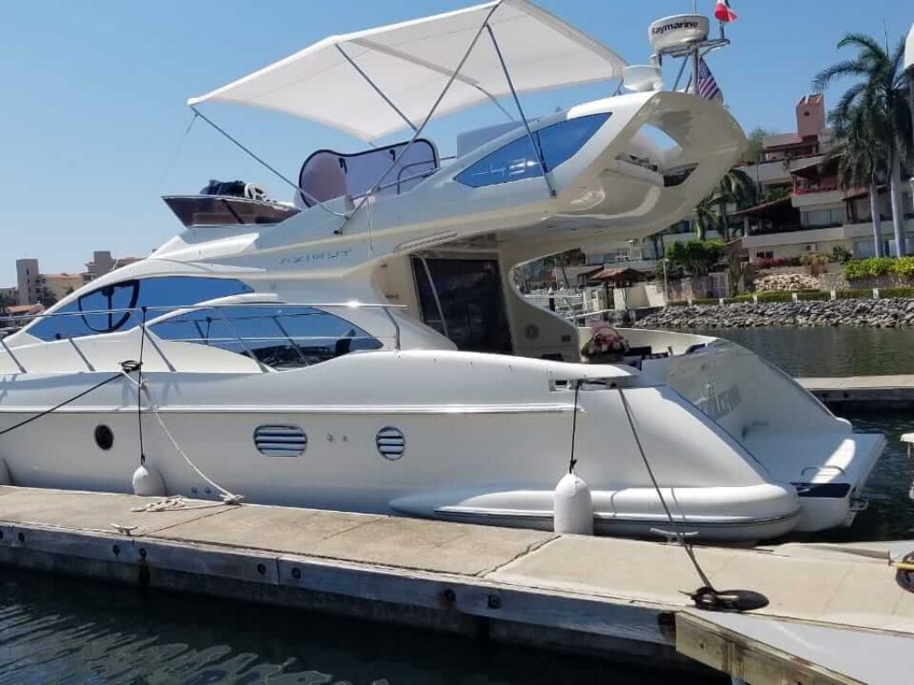 Yate de lujo en Puerto Vallarta - Azimut 43