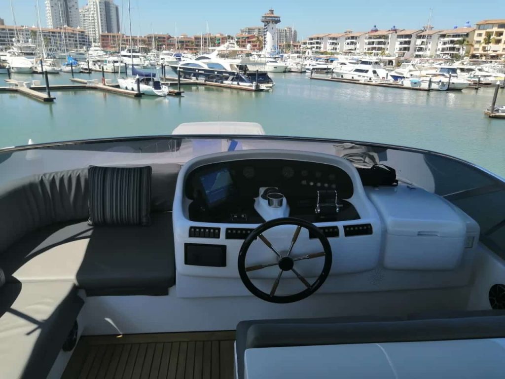 Luxury Yacht Puerto Vallarta - Azimut 85 (2017)