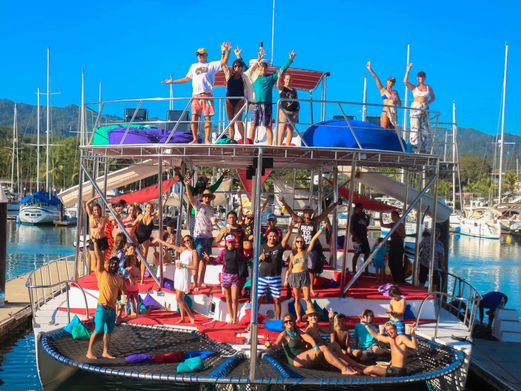 Trimarán 65 - Catamaran Nuevo Vallarta
