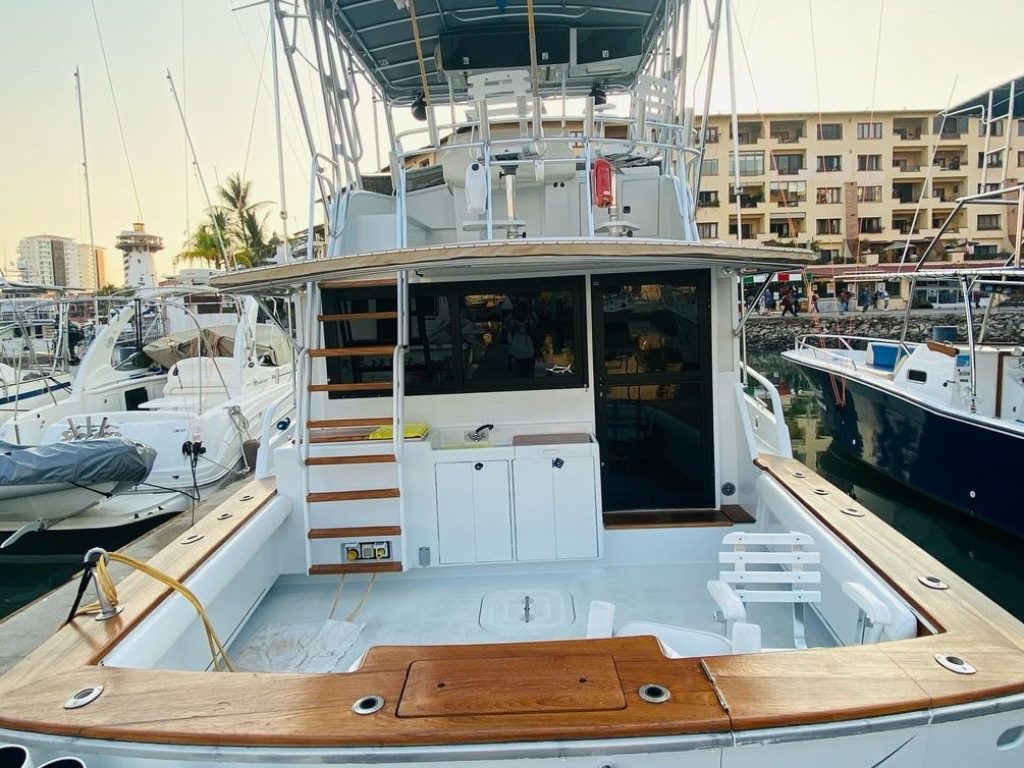 Striker 45 - Puerto Vallarta Fishing Charters