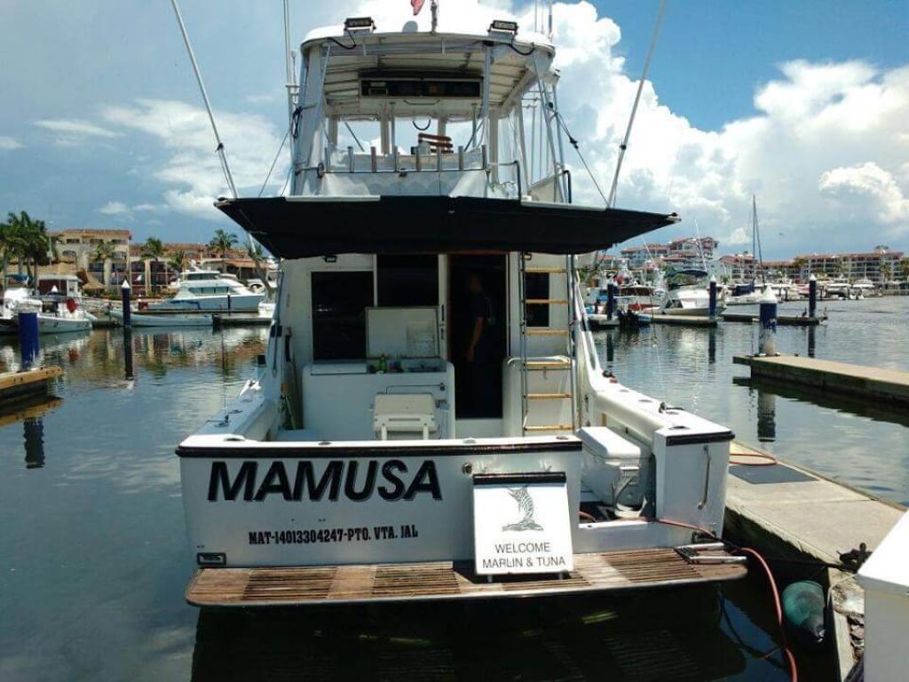 Mamusa 40 - Puerto Vallarta Fishing Charters