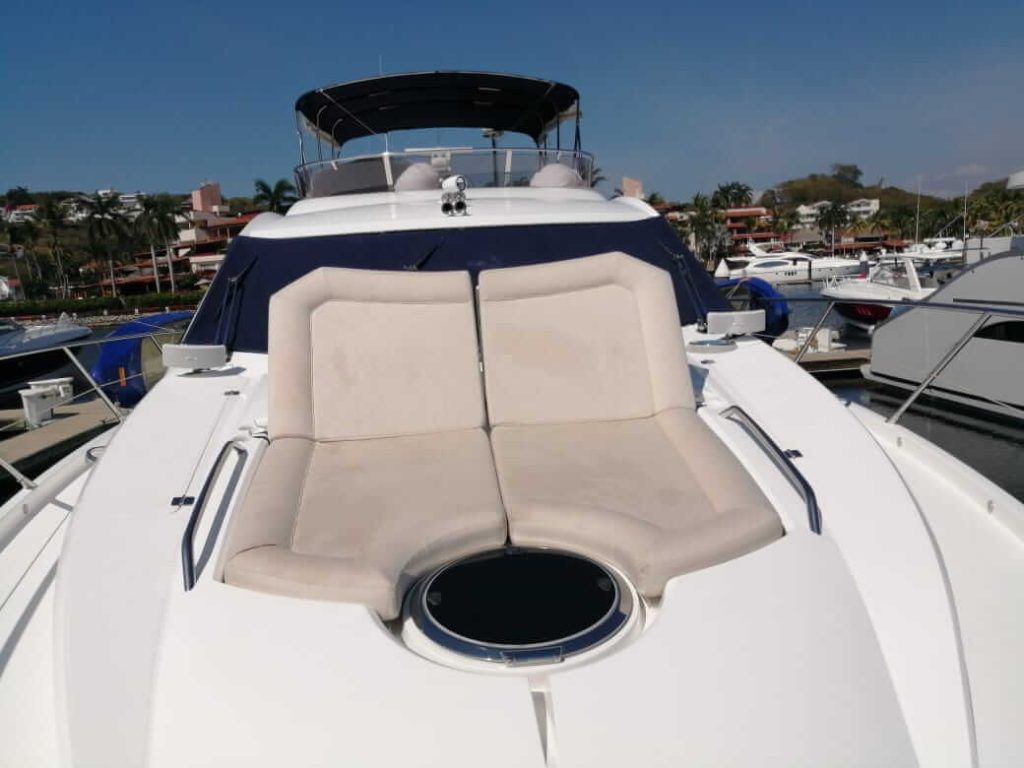 Luxury Yacht Puerto Vallarta - Sunseeker 69