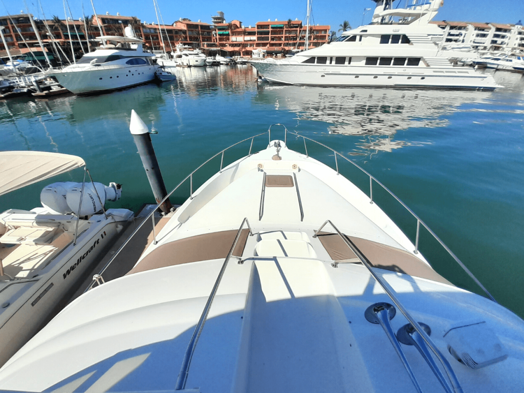 Yate de lujo en Puerto Vallarta - Sea Ray 51