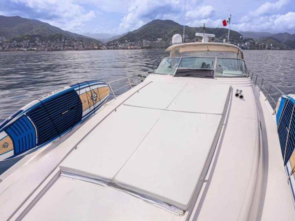 Sea Ray 60 - Yacht Charter Puerto Vallarta