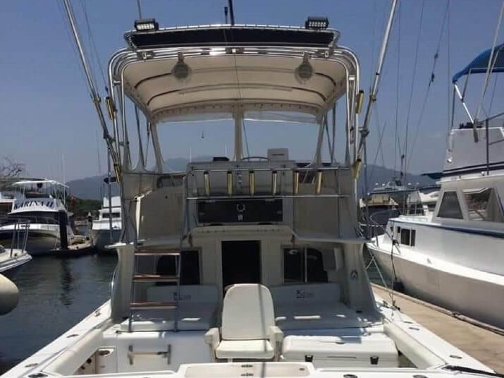 Custom 32 - Lanchas de Pesca en Puerto Vallarta