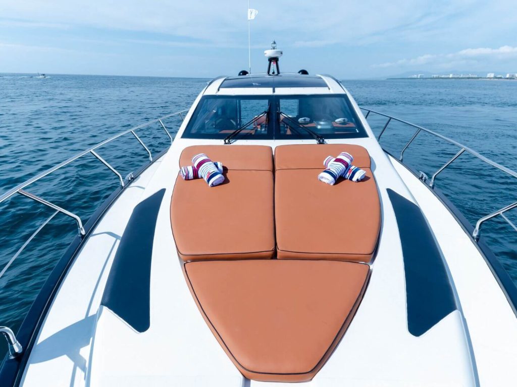 Yate de lujo en Puerto Vallarta - Marquis 50