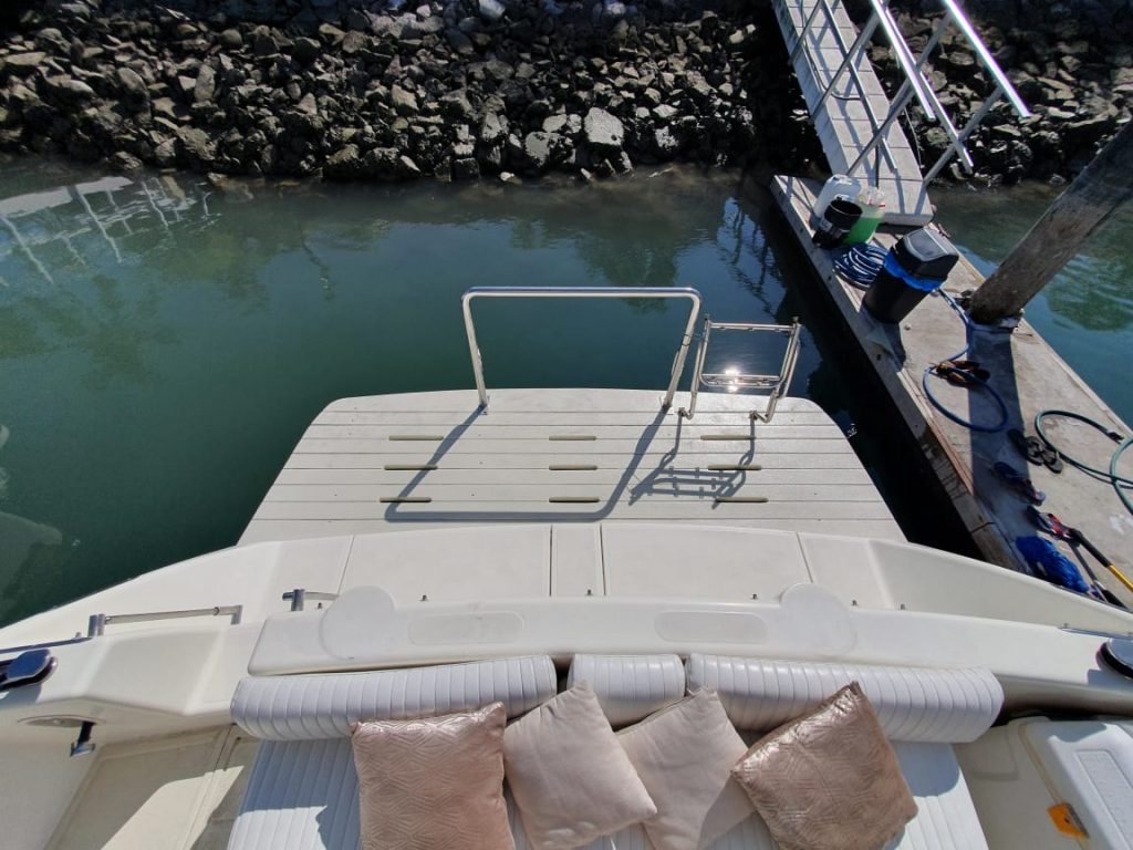 Azimut 46 Fly - Renta de Yates en Vallarta