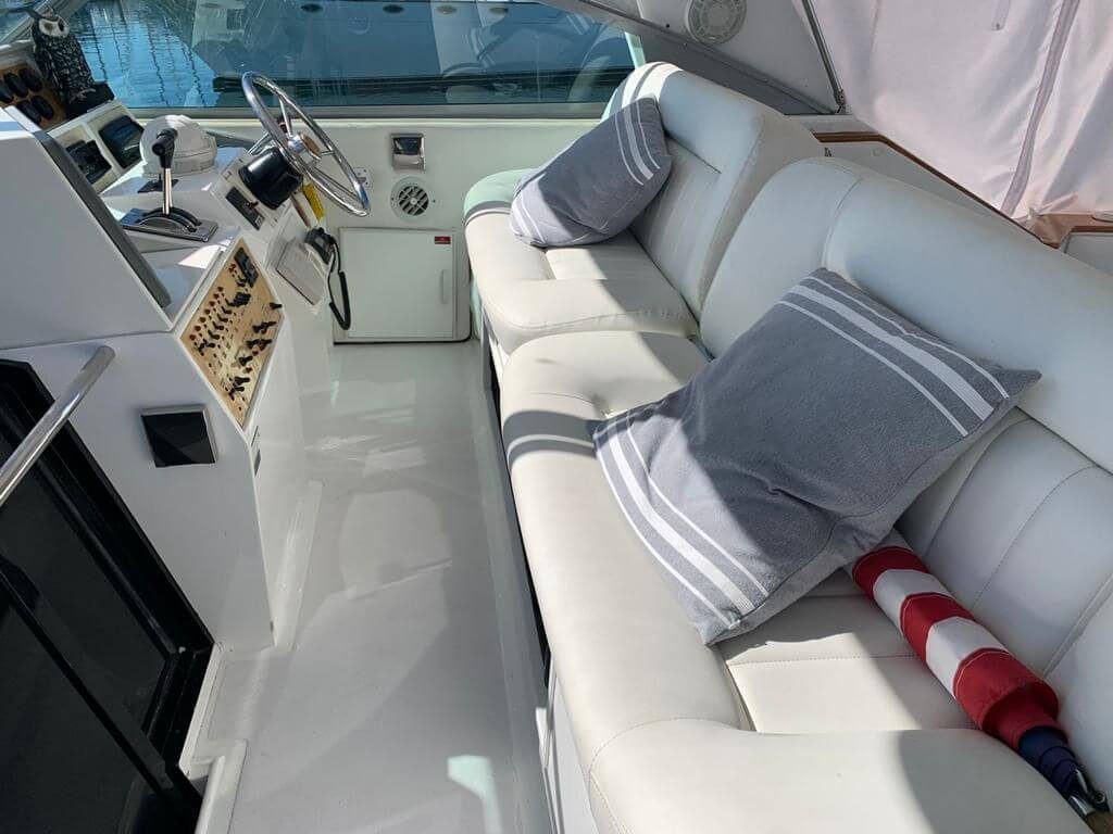 Cheap yacht in Puerto Vallarta - Sea Ray 46