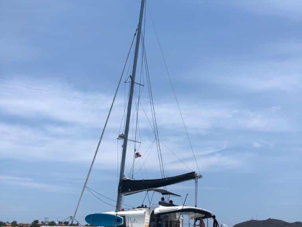Lagoon 45 II - Catamaran Rental Puerto Vallarta