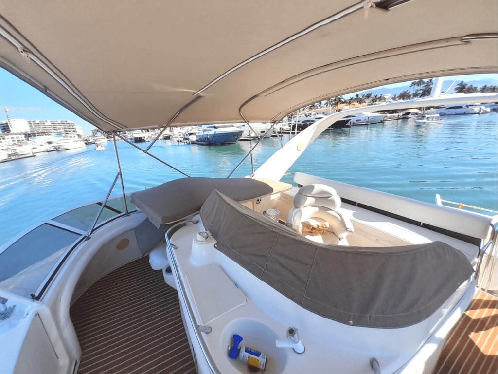 Yate de lujo en Puerto Vallarta - Sea Ray 51