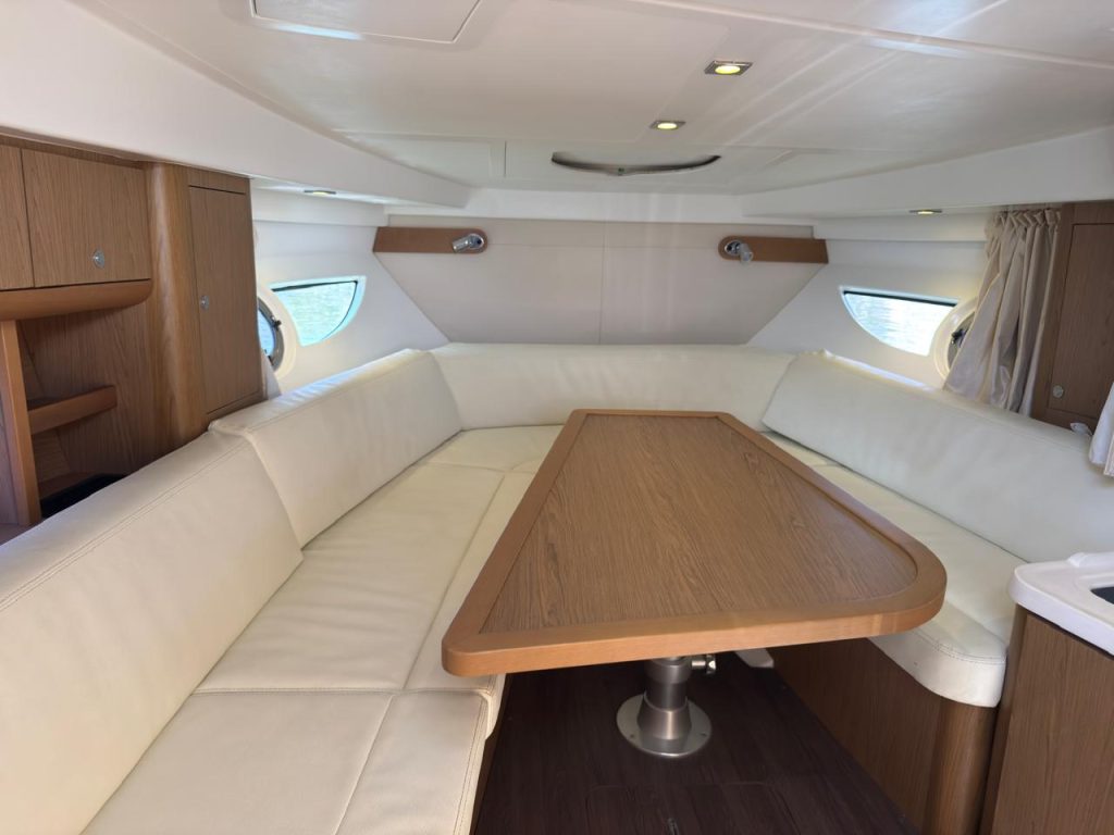 Beneteau 35 - Yacht Rental Punta Mita