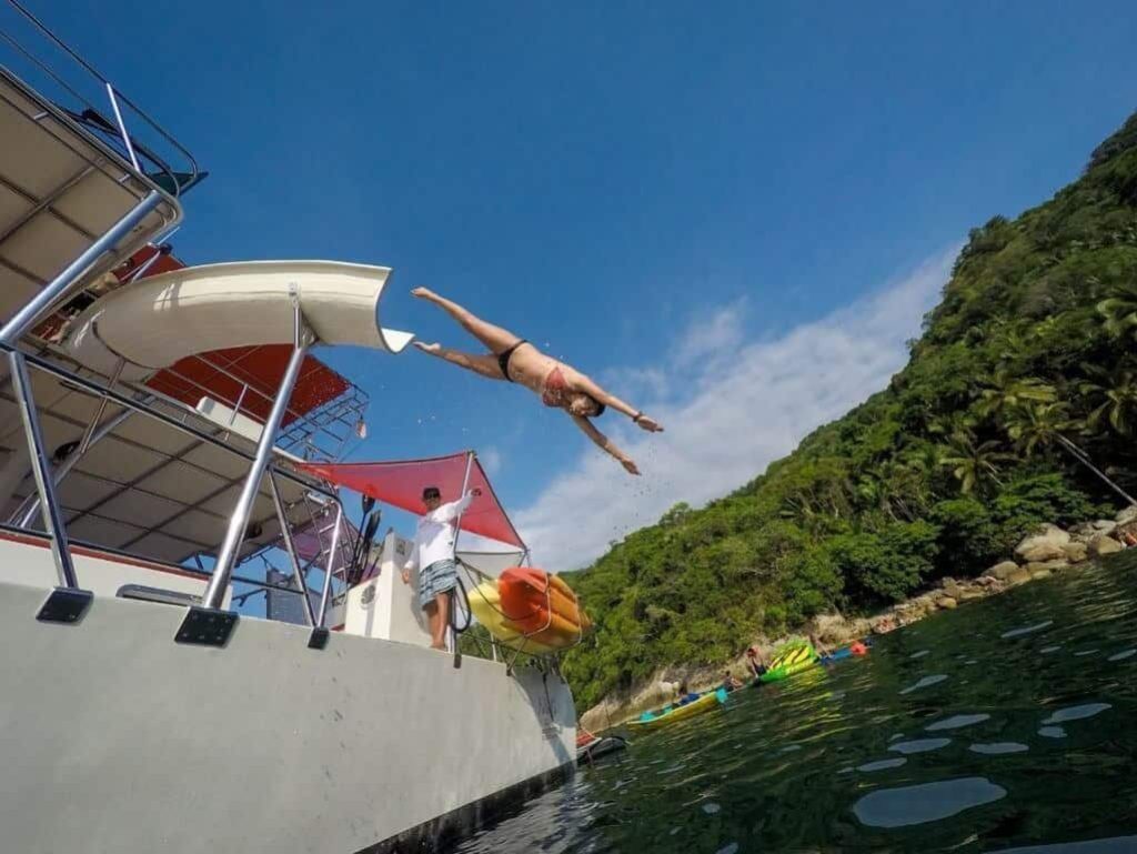 Trimarán 65 - Catamaran Nuevo Vallarta