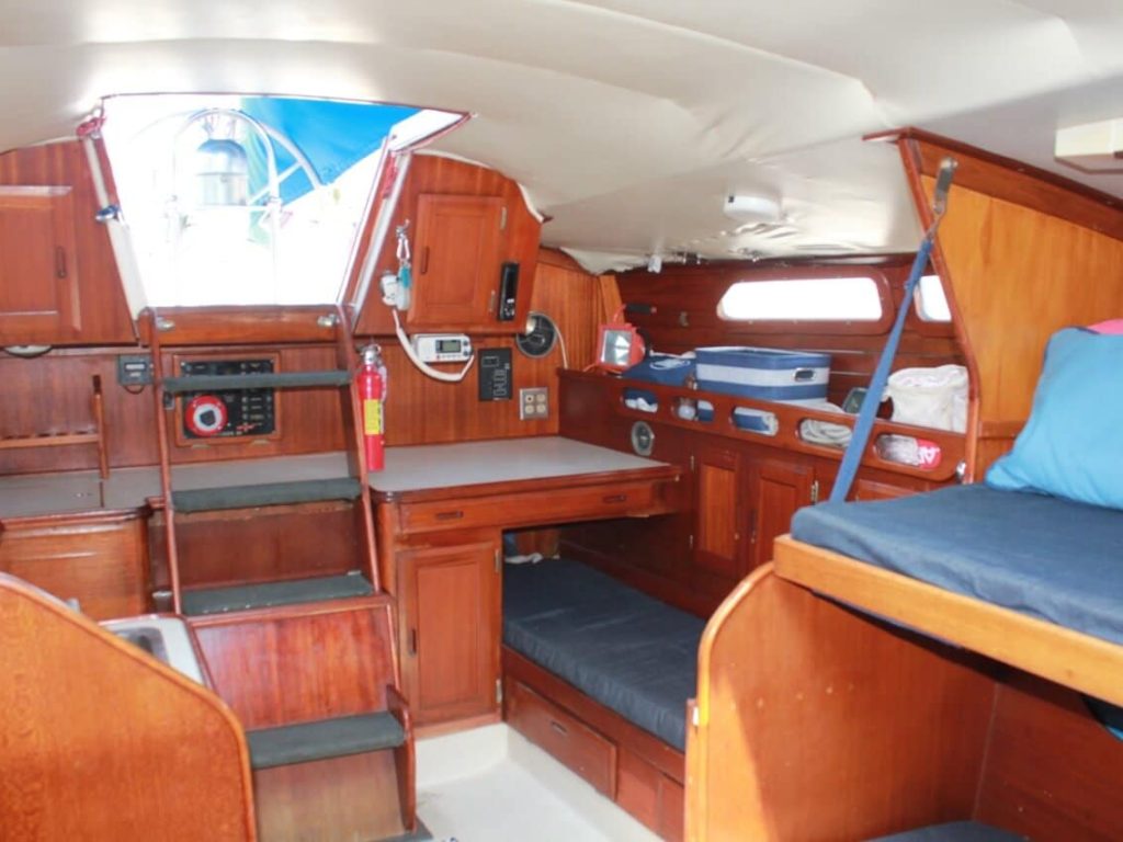 Velero 39 - Renta de Veleros en Puerto Vallarta