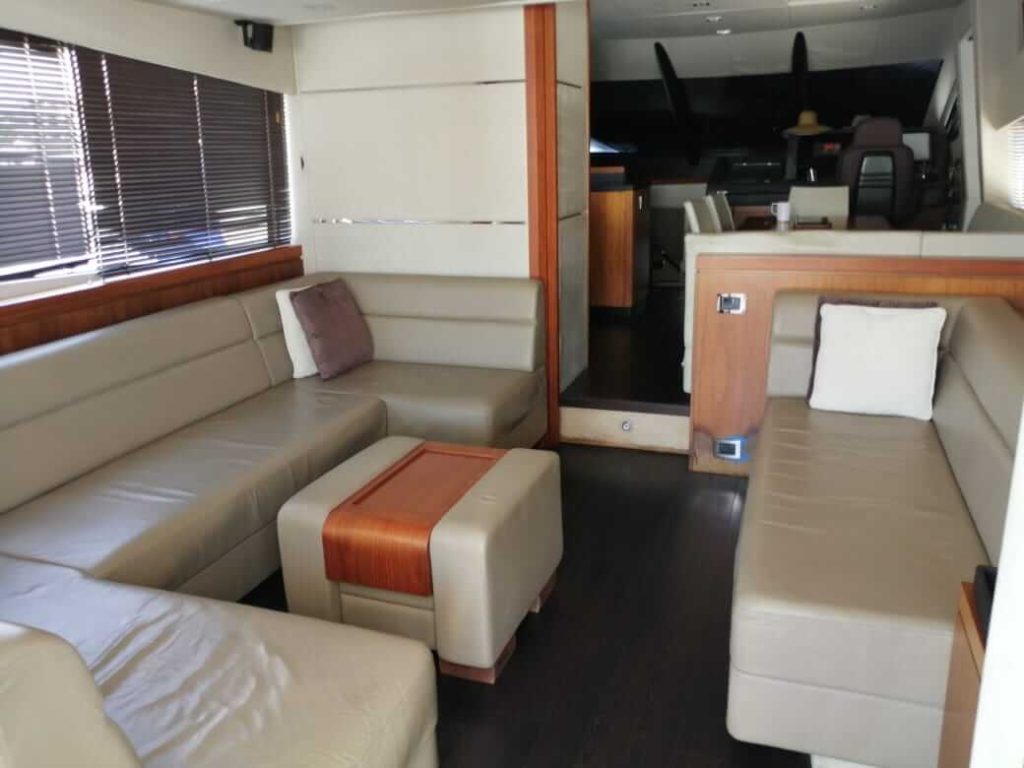 Luxury Yacht Puerto Vallarta - Sunseeker 69