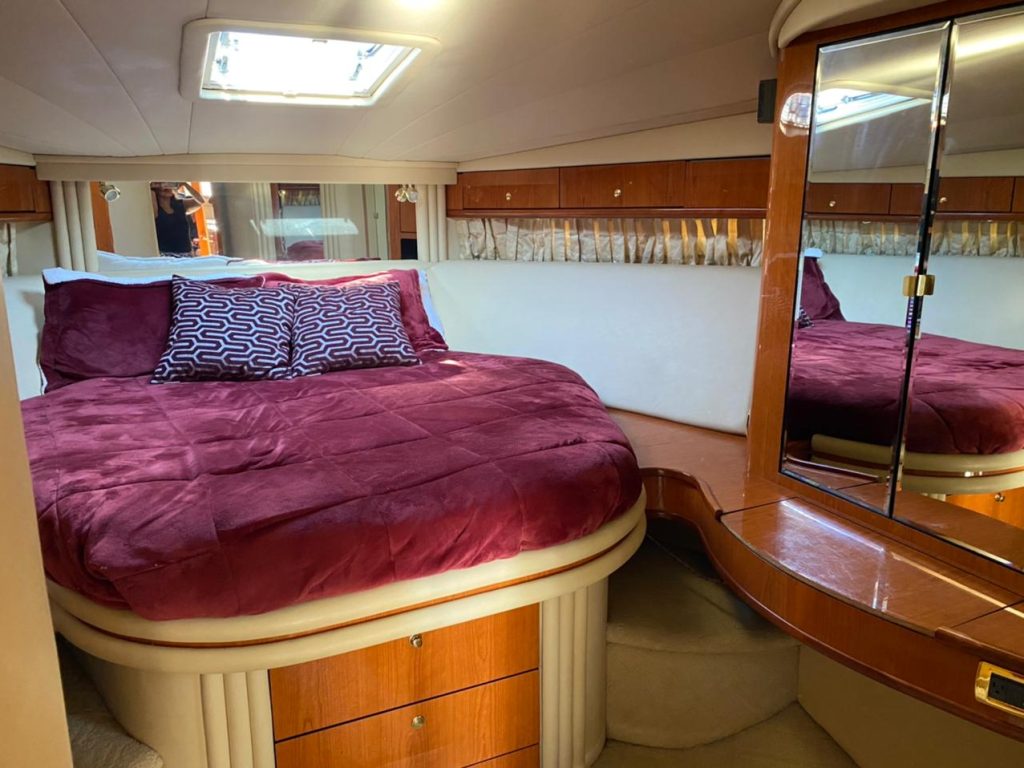 Sea Ray 55 Sundancer - Puerto Vallarta Yacht Charter