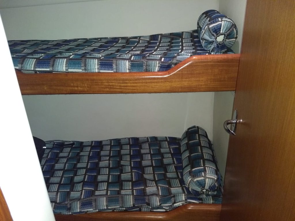 Cabo 35 Flybridge - Pesca en Riviera Nayarit