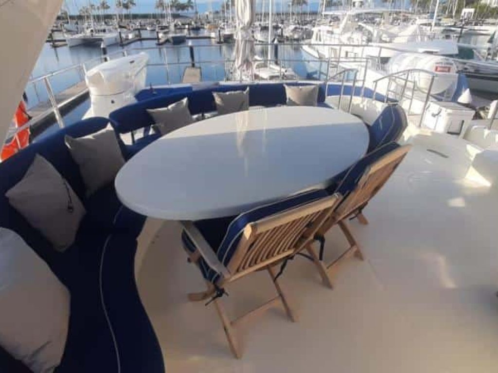 Luxury Yacht Riviera Nayarit - Azimut 80