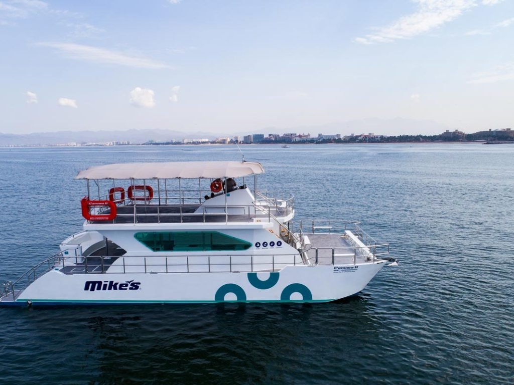 Catamarán-72-FT-en-Puerto-Vallarta-en-renta-(3)