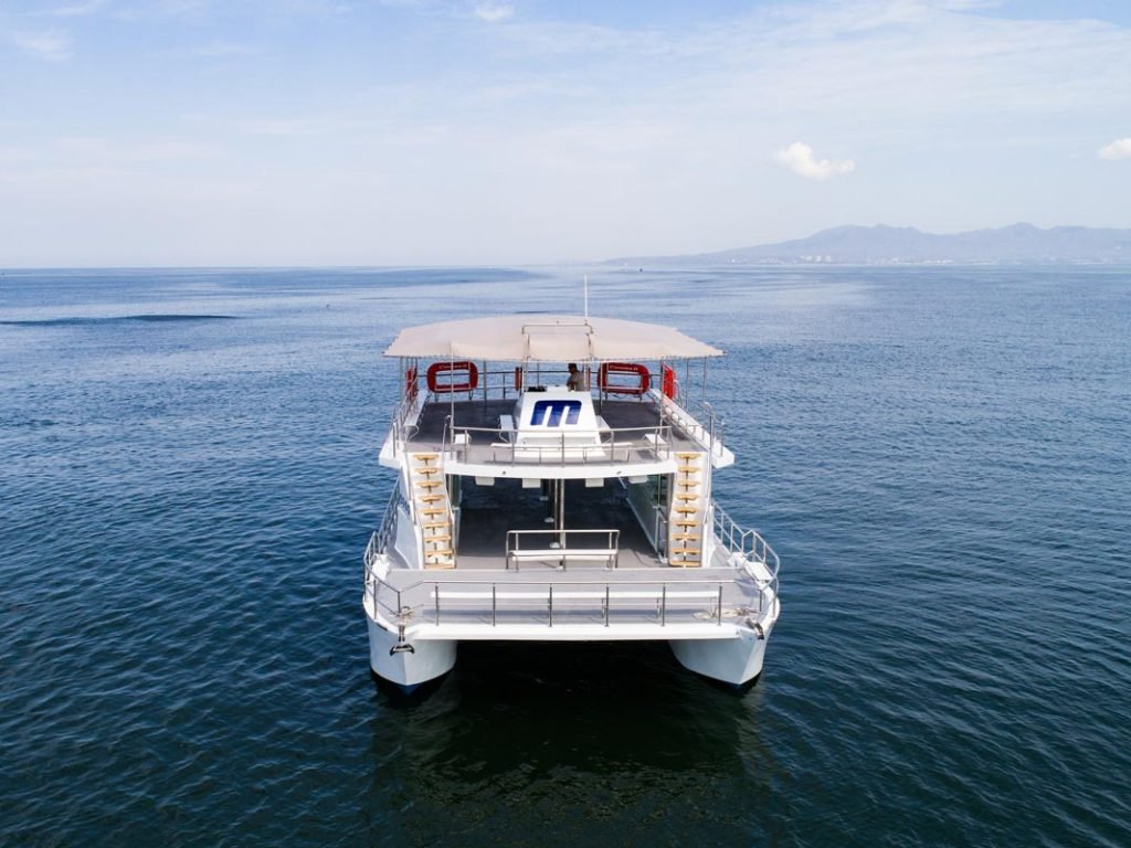 Catamarán-72-FT-en-Puerto-Vallarta-en-renta-(4)