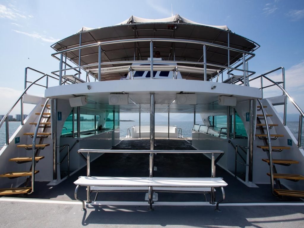 Catamarán-72-FT-en-Puerto-Vallarta-en-renta-(6)