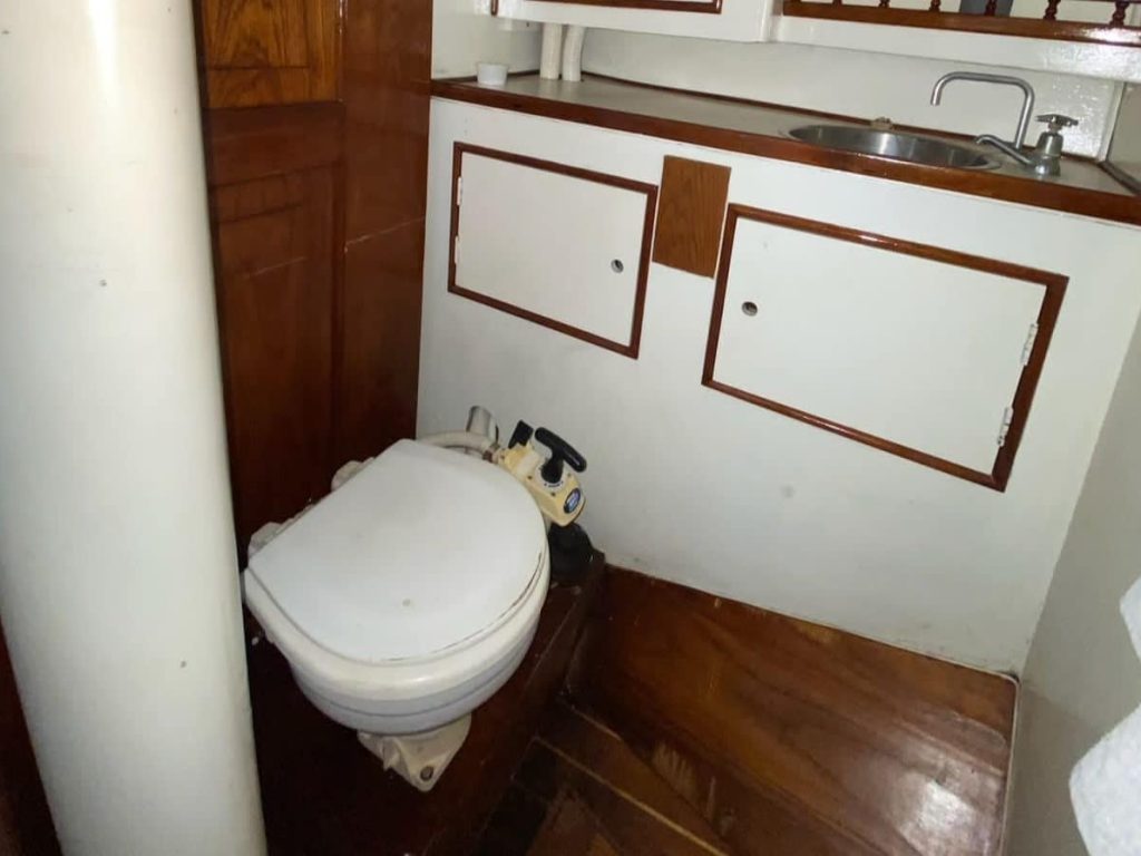 Columbia 38 - Renta de Veleros en Puerto Vallarta
