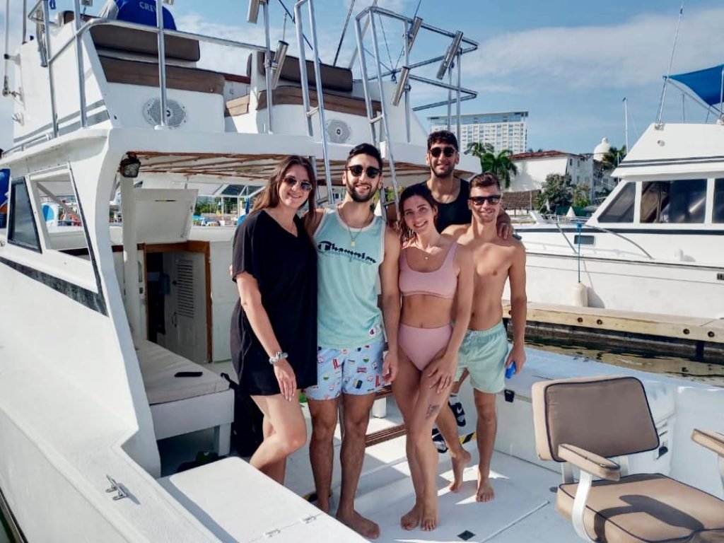 Custom-36 - Puerto Vallarta Fishing Charters