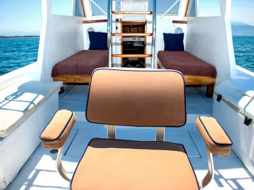 Custom-36 - Puerto Vallarta Fishing Charters