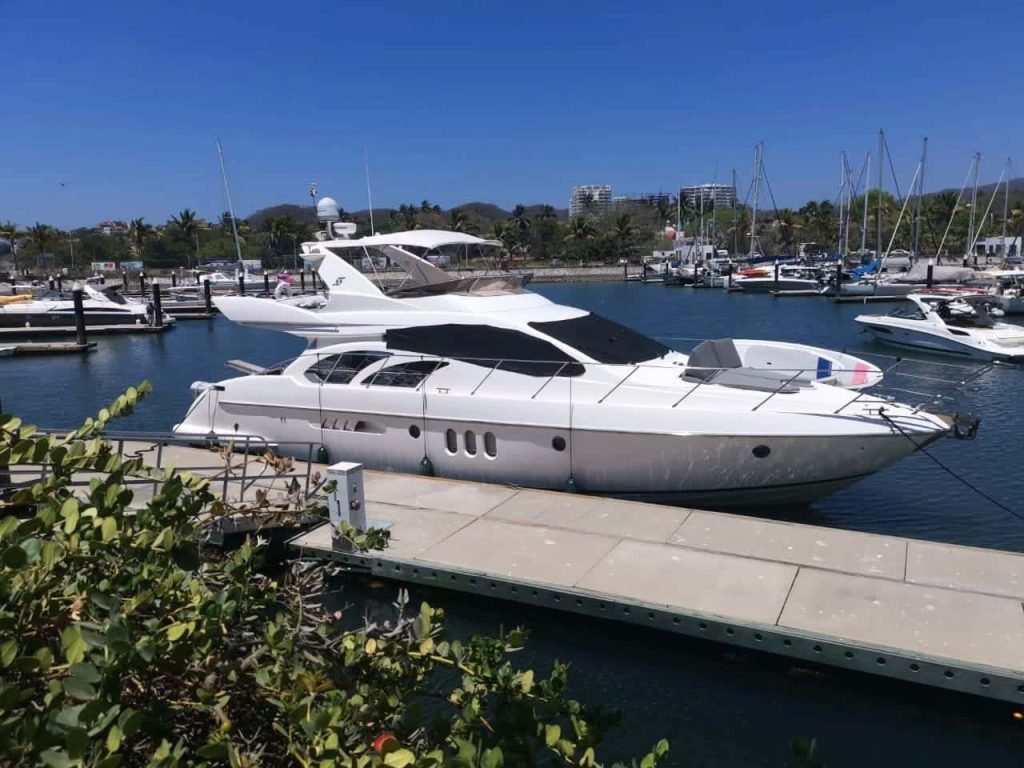 Yate de lujo en Punta Mita - Azimut 55