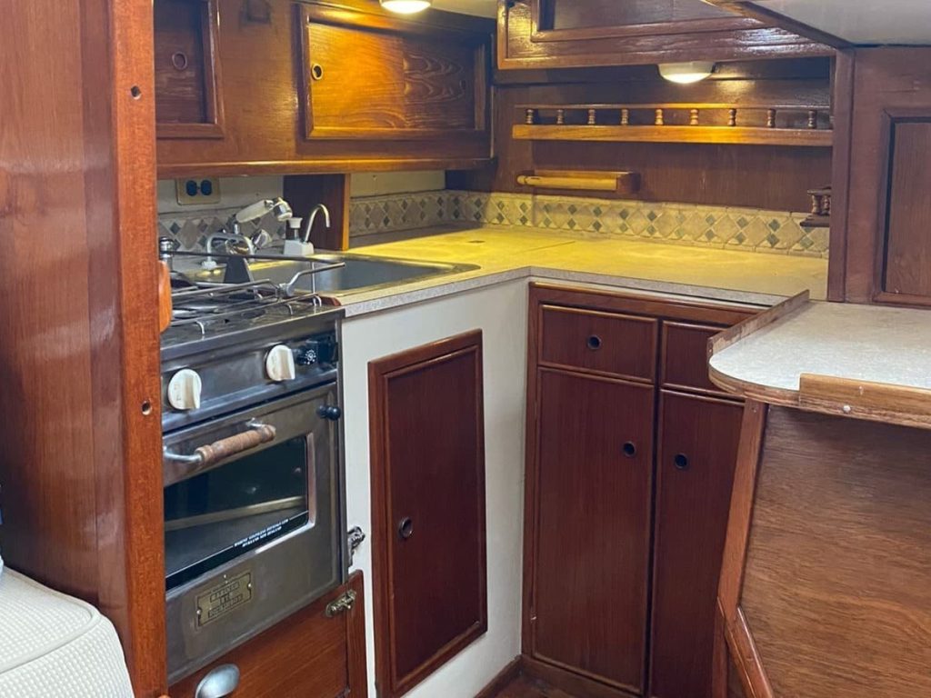 Irwin 40 - Veleros en Puerto Vallarta