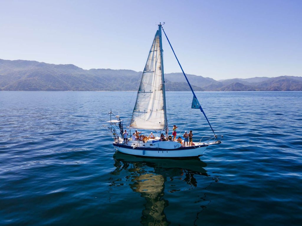 Irwin 40 - Veleros en Puerto Vallarta