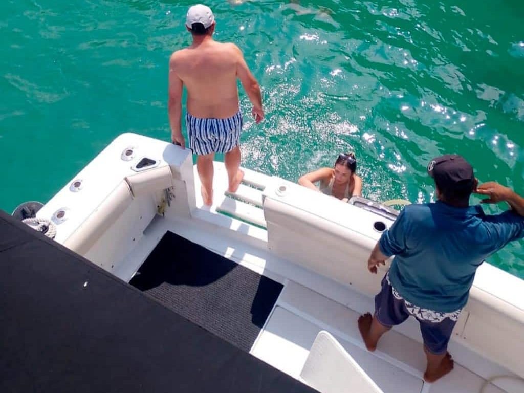 Mamusa-40-Lancha de pesca en Puerto Vallarta