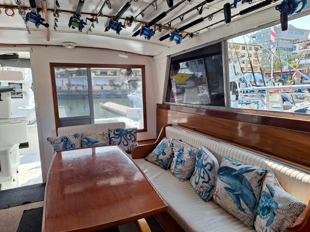 Mamusa-40-Lancha de pesca en Puerto Vallarta