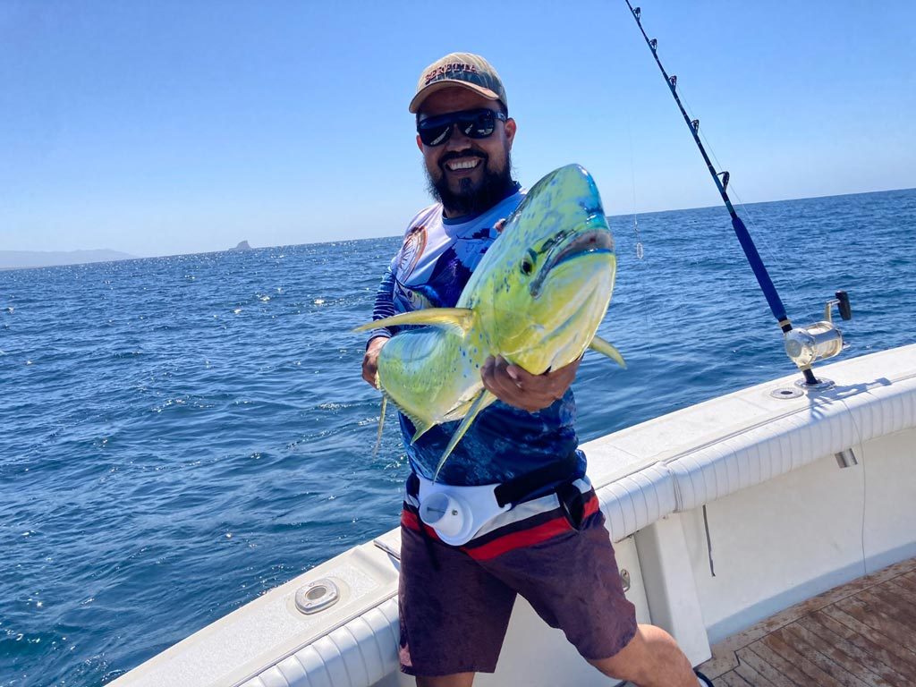 Hatteras 60 - Overnight Fishing Charter