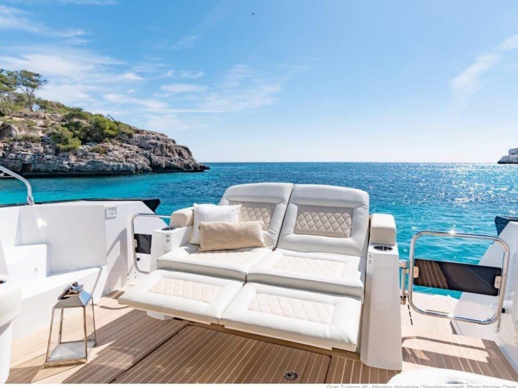 Yate de lujo en Puerto Vallarta - Benateau 48